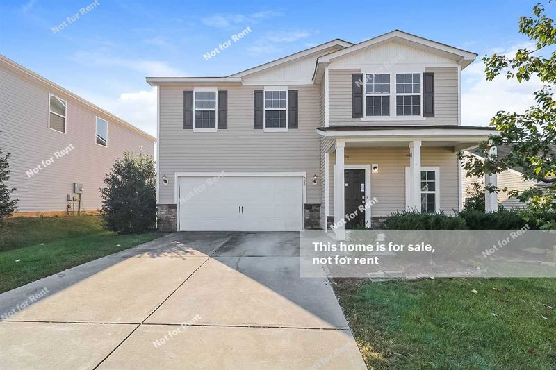 523 Kerriann Ln, Clayton, NC 27520