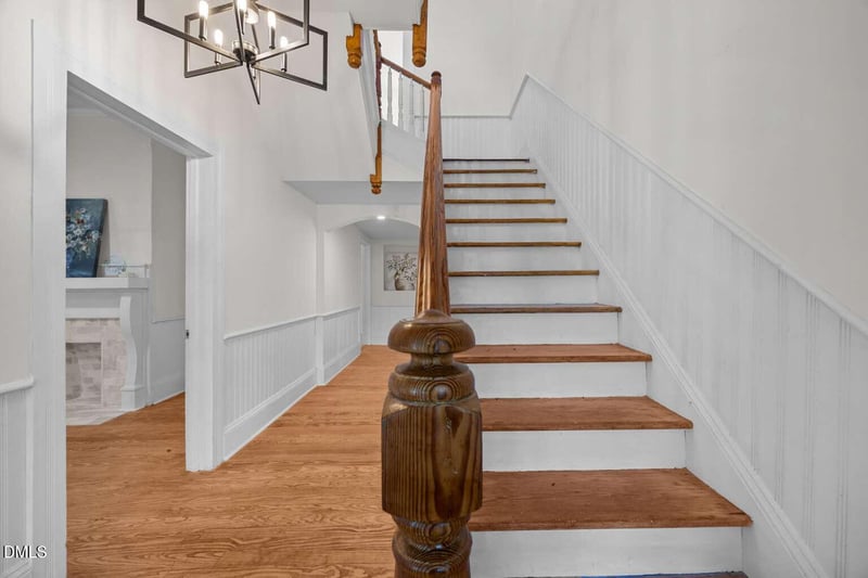 523 E Main St, Haw River, NC 27258