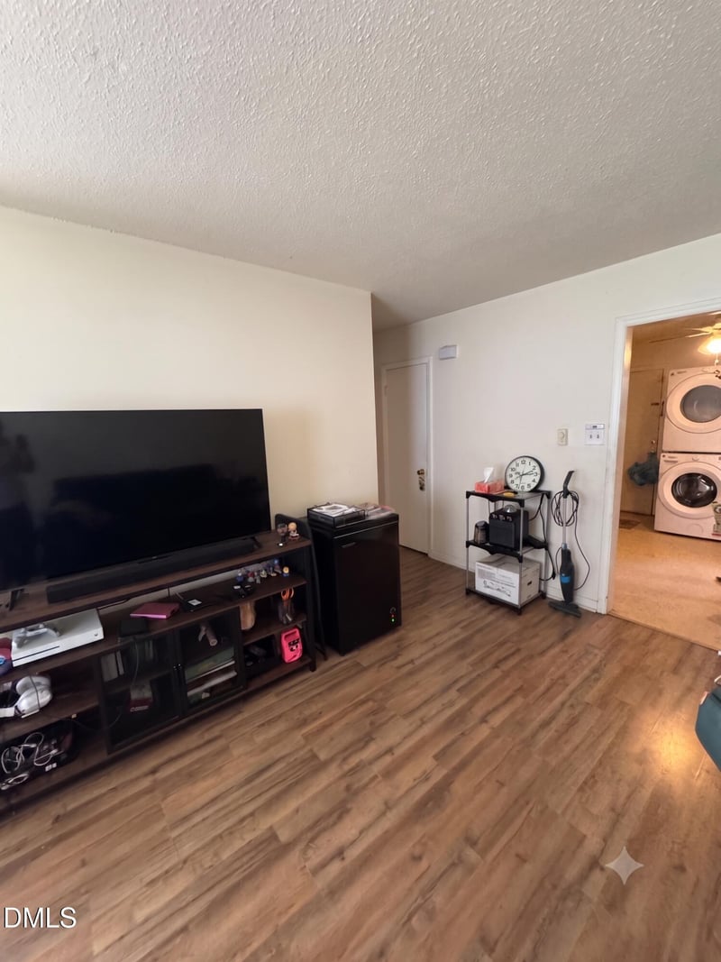 523 Martha St, Durham, NC 27707