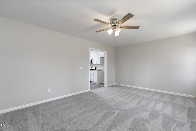 523 Maryland Ave, Burlington, NC 27215
