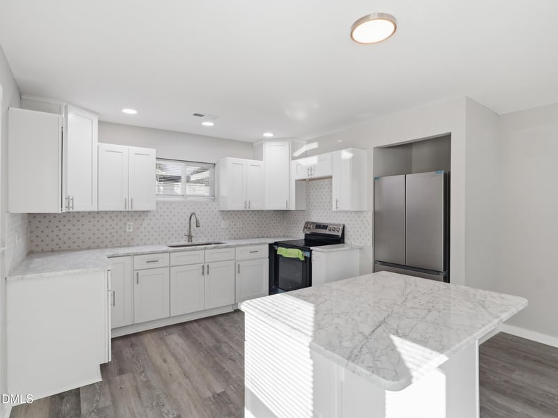 523 Nelson Ave, Wake Forest, NC 27587