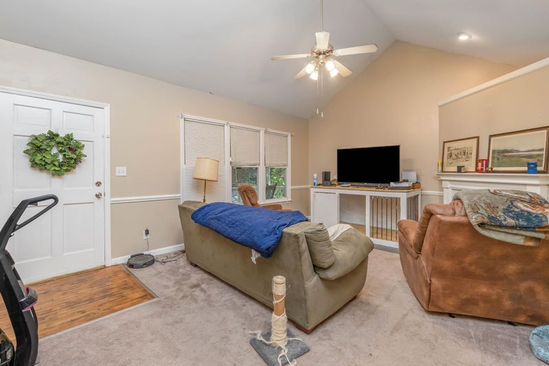523 Rockvale Ct, Benson, NC 27504