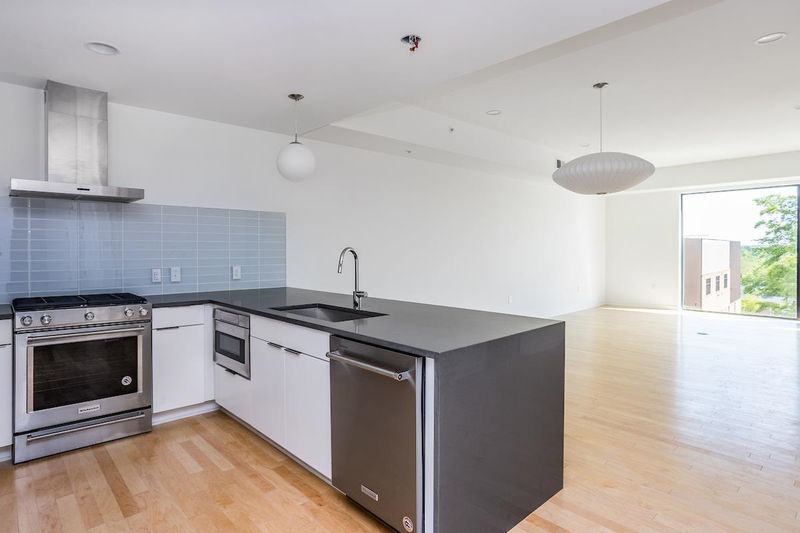 523 S West St #309, Raleigh, NC 27601