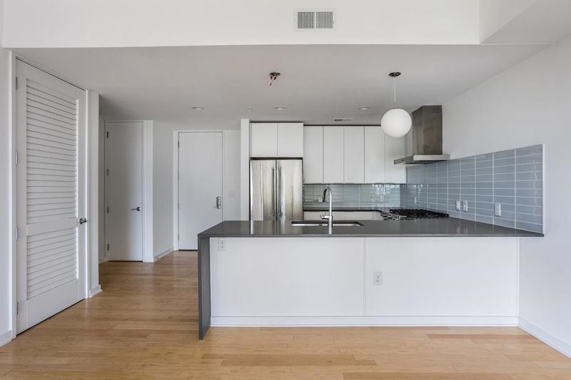 523 S West St #309, Raleigh, NC 27601