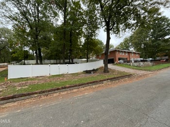 523 Wildwood Ln, Burlington, NC 27215