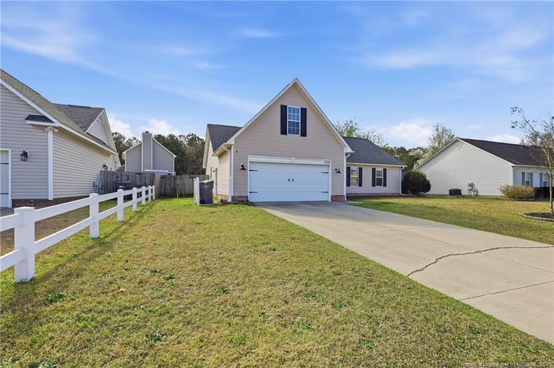 5231 Ahoskie Dr, Hope Mills, NC 28348
