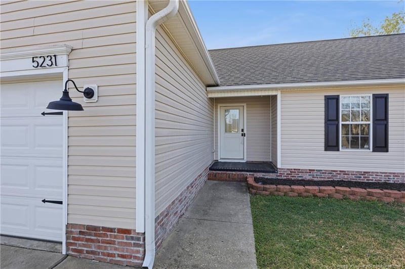 5231 Ahoskie Dr, Hope Mills, NC 28348