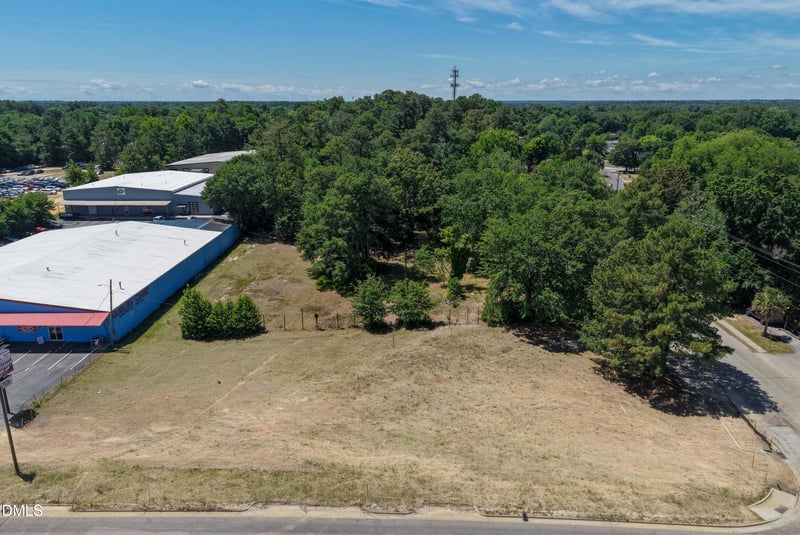 5231 Raeford Rd, Fayetteville, NC 28304
