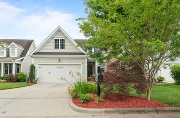 5233 Greymoss Ln, Apex, NC 27539
