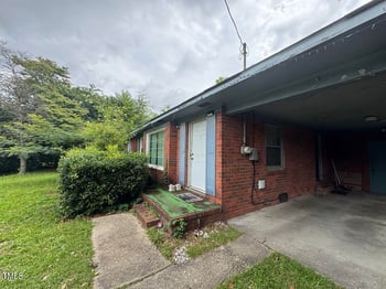 5233 Pala Verde Dr, Fayetteville, NC 28304