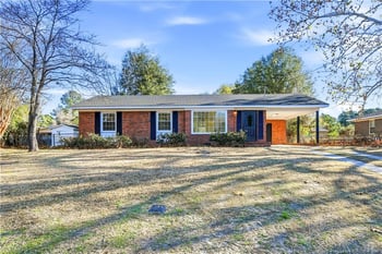 5233 Pala Verde Dr, Fayetteville, NC 28304