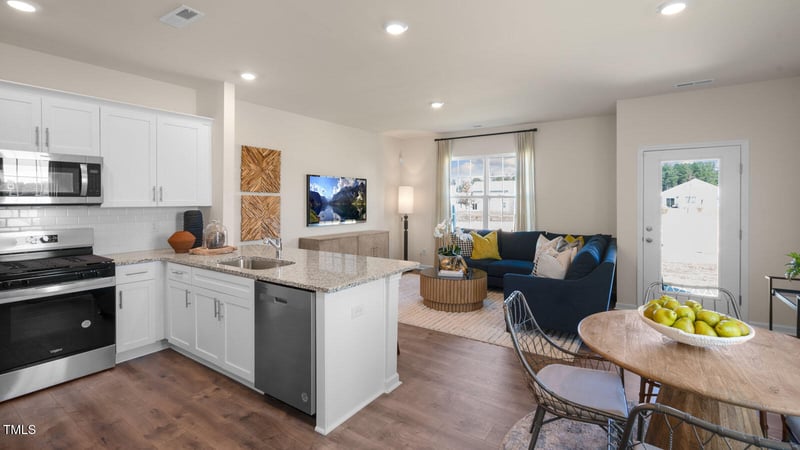5233 Red Crimson Dr, Willow Springs, NC 27592