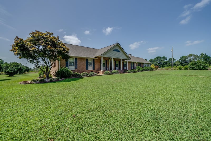 5233 Us 70 Business Hw, Clayton, NC 27520