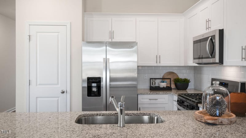 5235 Red Crimson Dr, Willow Springs, NC 27592