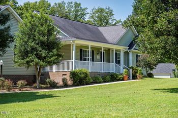 5235 Salem Woods Dr, Graham, NC 27253