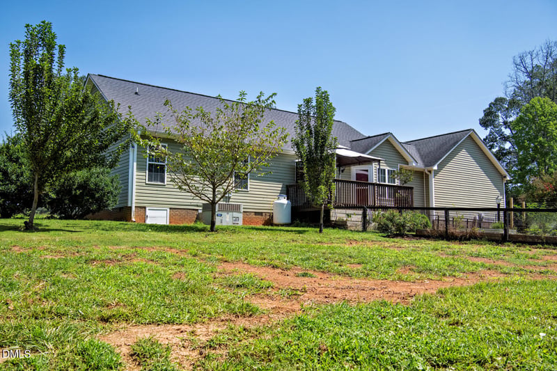5235 Salem Woods Dr, Graham, NC 27253
