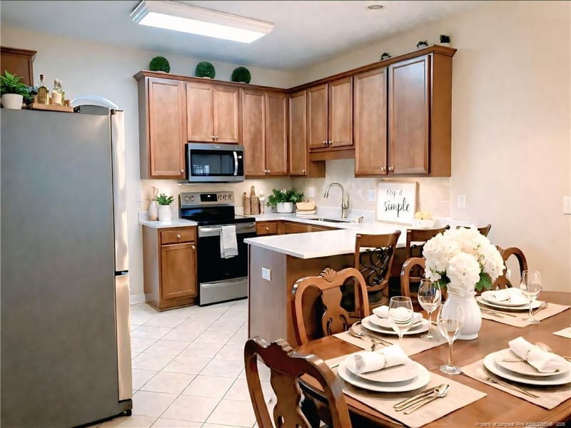 5236 Spreading Branch Rd, Hope Mills, NC 28348