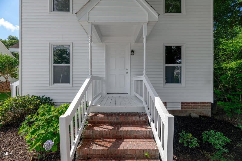 5236 Turf Grass Ct, Raleigh, NC 27610
