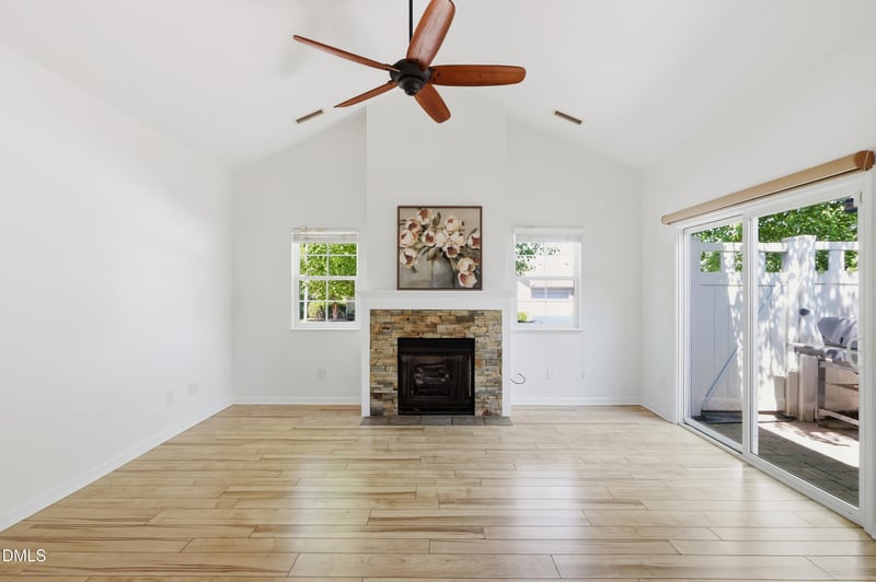 5237 Niagra Dr, Chapel Hill, NC 27517