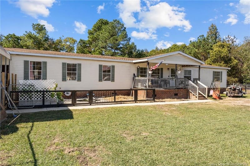 5238 Perry Oliver Dr, Hope Mills, NC 28348
