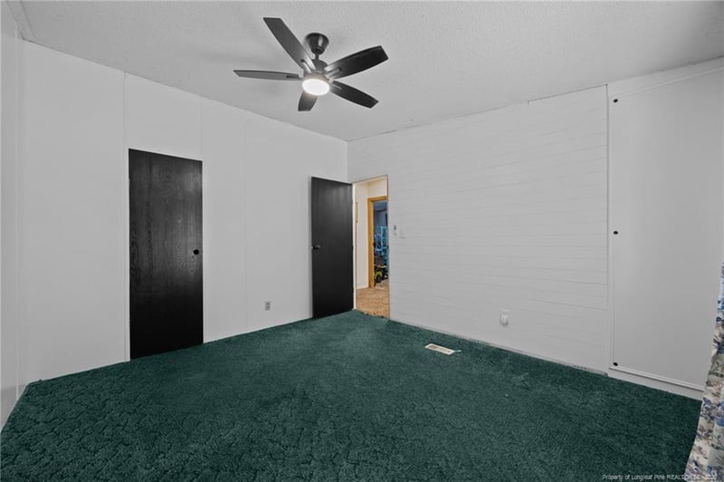 5238 Perry Oliver Dr, Hope Mills, NC 28348