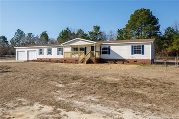 5238 Perry Oliver Dr, Hope Mills, NC 28348
