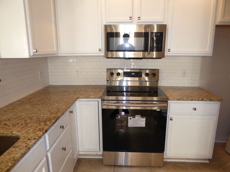 5239 Eagle Trace Dr, Raleigh, NC 27604