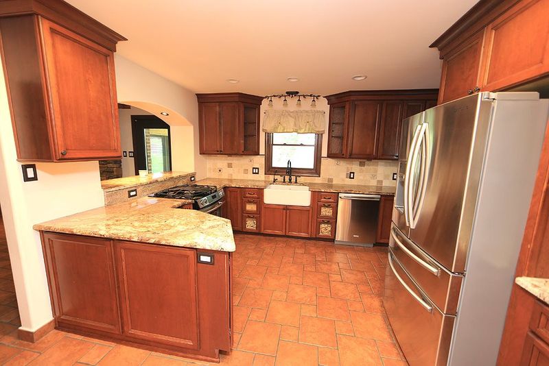 5239 Summit Ridge Dr, Durham, NC 27712