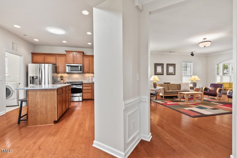 524 Clarenbridge Dr, Cary, NC 27519