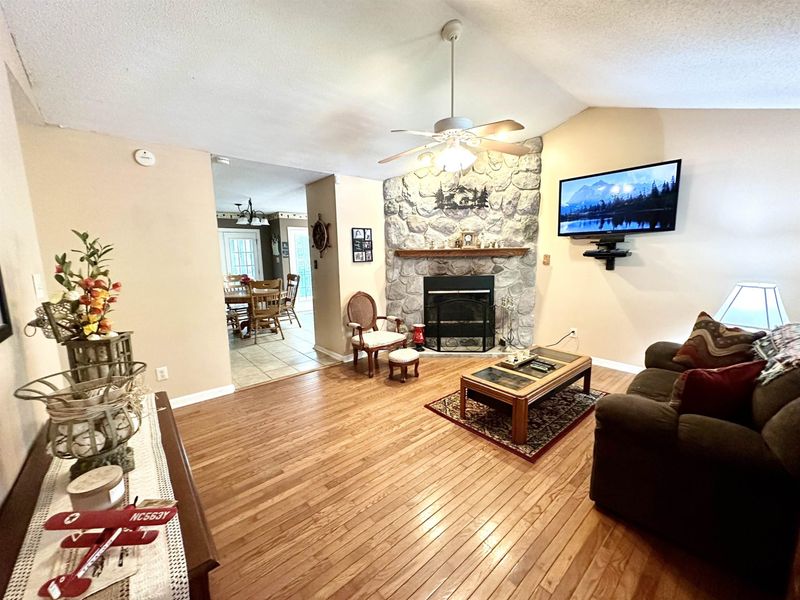 524 Contessa Ct, Clayton, NC 27520