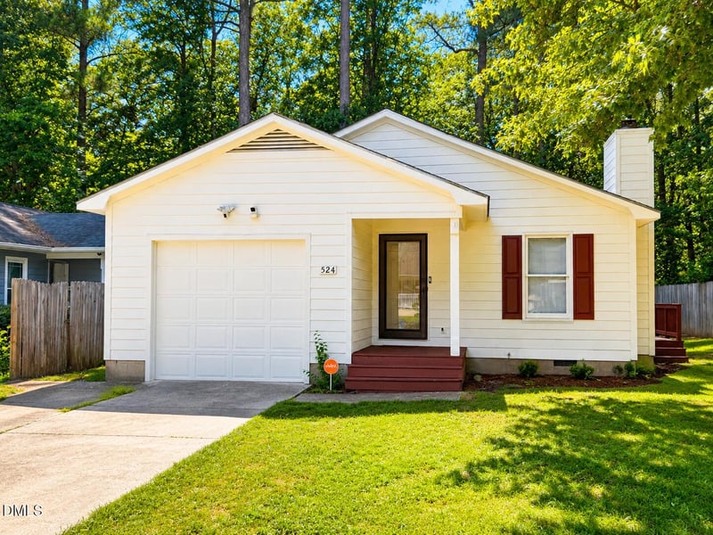 524 Crooked Creek Ct, Fayetteville, NC 28301
