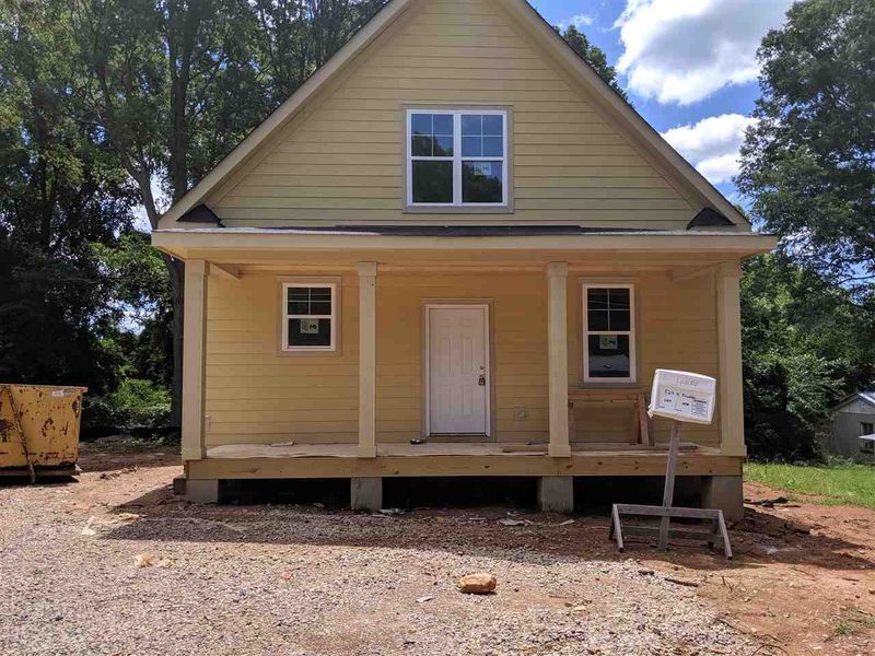 524 N Franklin St, Wake Forest, NC 27587