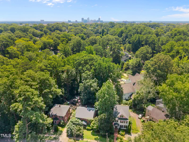 524 Gardner St, Raleigh, NC 27607