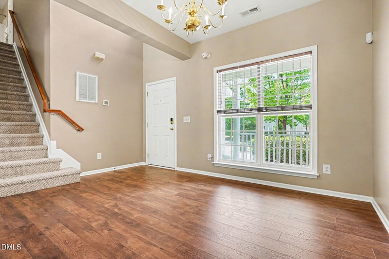 524 Hidden Springs Dr, Durham, NC 27703