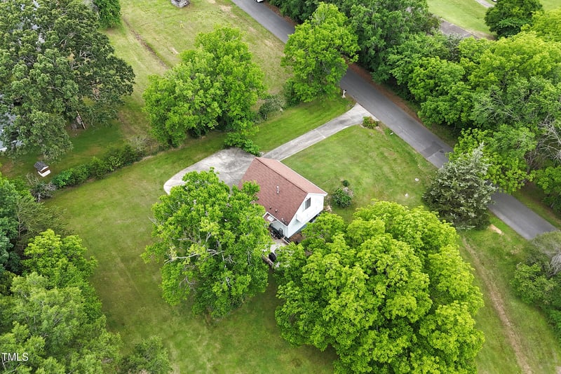 524 Occoneechee St, Hillsborough, NC 27278