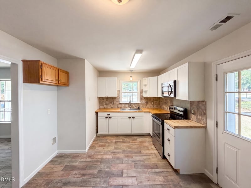 524 Pearce Ave, Wake Forest, NC 27587