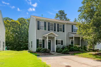 524 Summer Breeze Dr, Durham, NC 27704