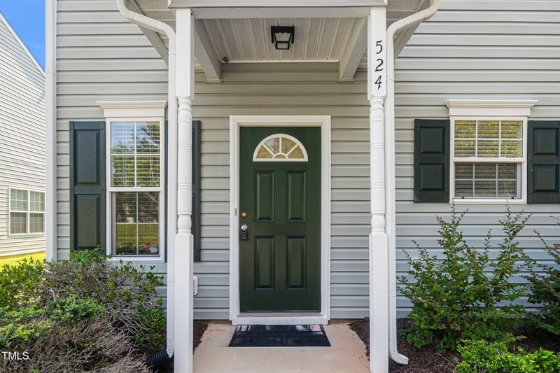 524 Summer Breeze Dr, Durham, NC 27704