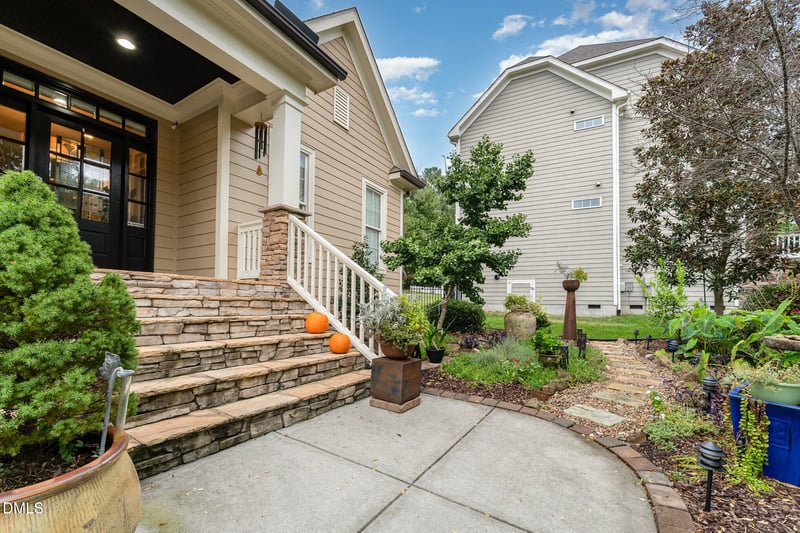 524 Summer Harvest Ct, Cary, NC 27519