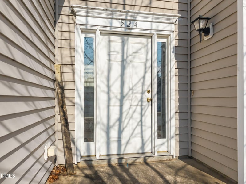 524 Texanna Way, Holly Springs, NC 27540