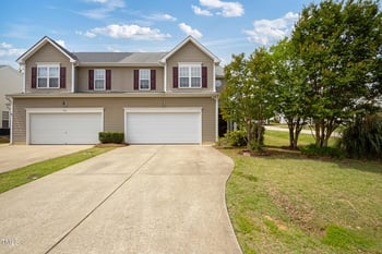 524 Woodson Dr, Clayton, NC 27527