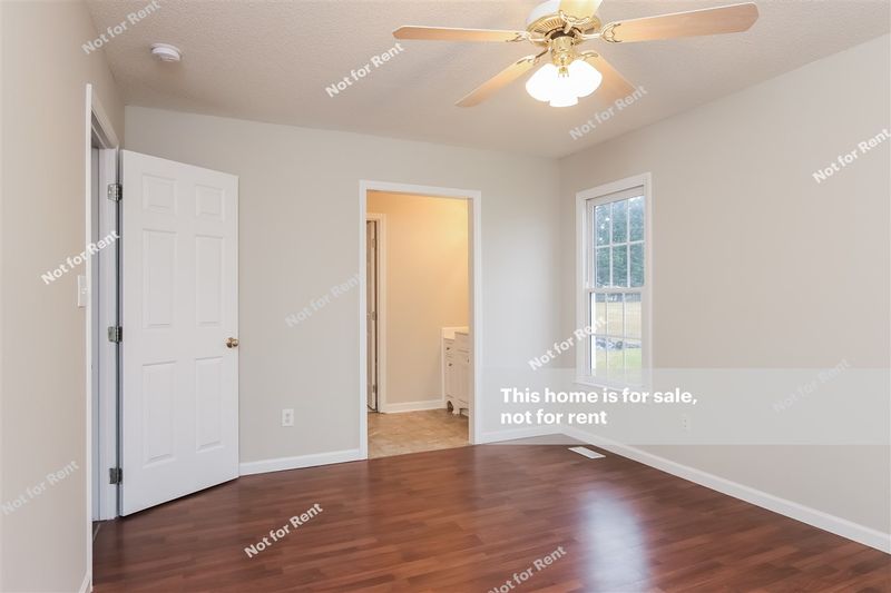 524 Yellow Berry Rn, Wendell, NC 27591