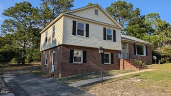 5240 Chesapeake Rd, Fayetteville, NC 28311