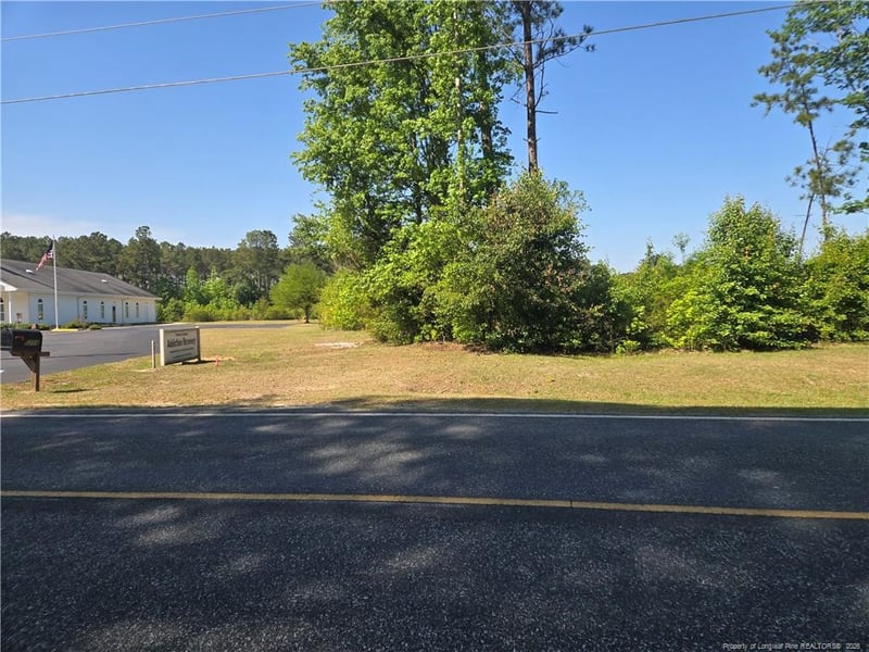 5242 Hummingbird Pl, Fayetteville, NC 28312