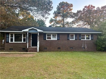 5245 Butternut Dr, Fayetteville, NC 28304