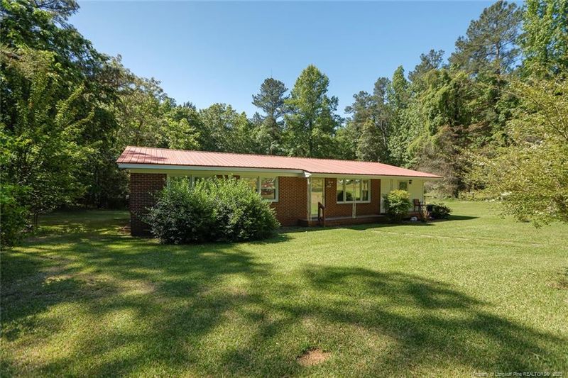 5247 Buckhorn Rd, Sanford, NC 27330