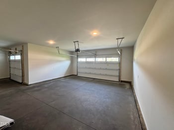 525 Allesandra Dr, Clayton, NC 27527