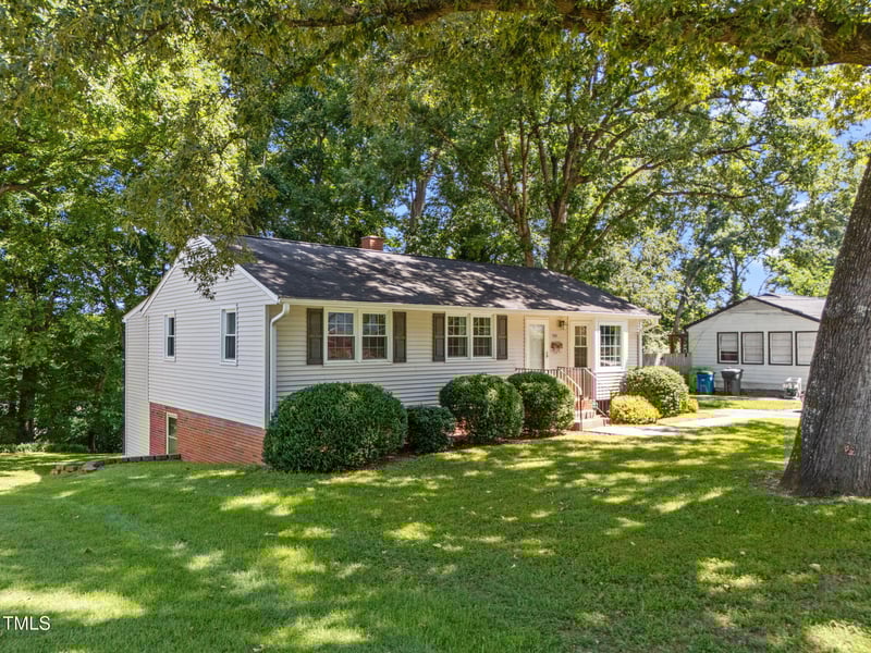 525 Barksdale Dr, Raleigh, NC 27604