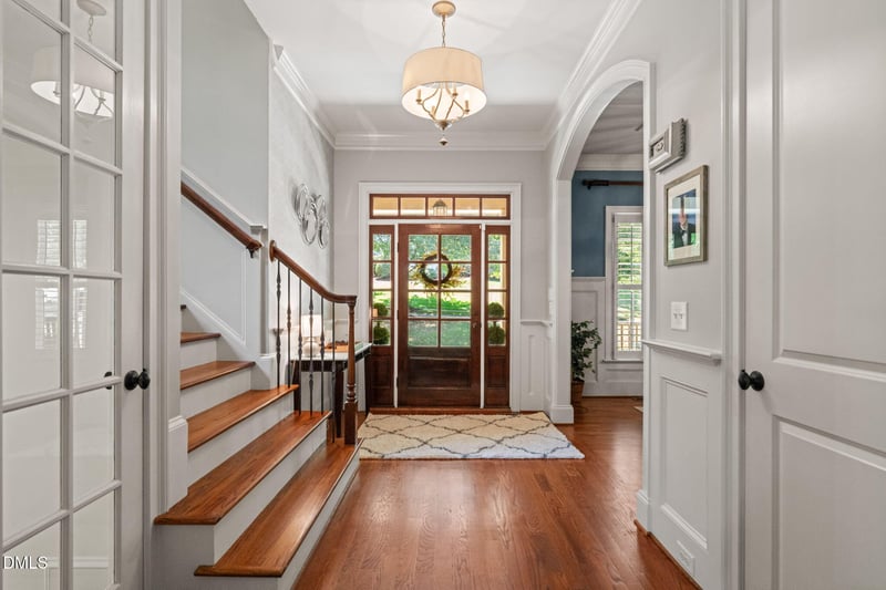 525 Chrismill Ln, Holly Springs, NC 27540