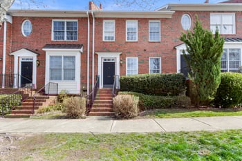 525 Copperline Dr, Chapel Hill, NC 27516